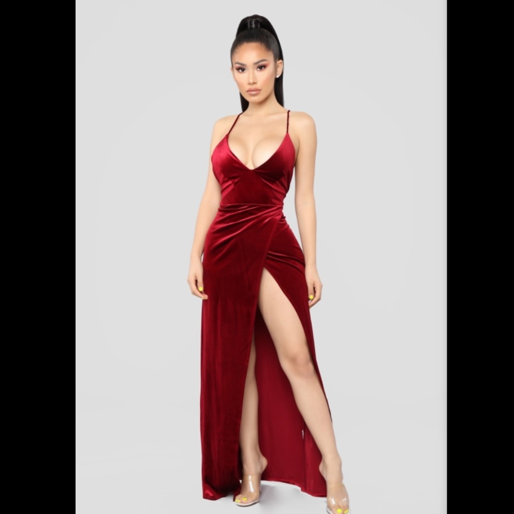 Fashion Nova Angelique velvet dress